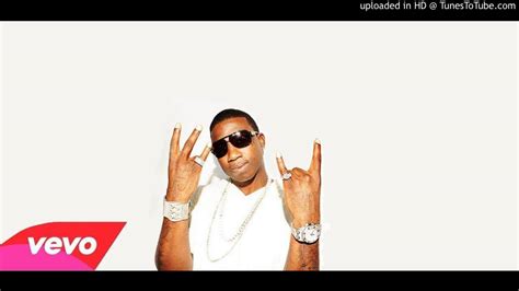 Gucci Mane – Watch Cost a Bentley Lyrics 